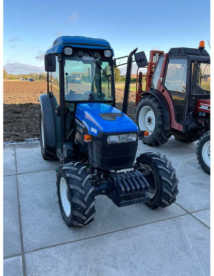 New Holland TN75N - Tractor: foto 4 New Holland TN75N - Tractor: foto 4