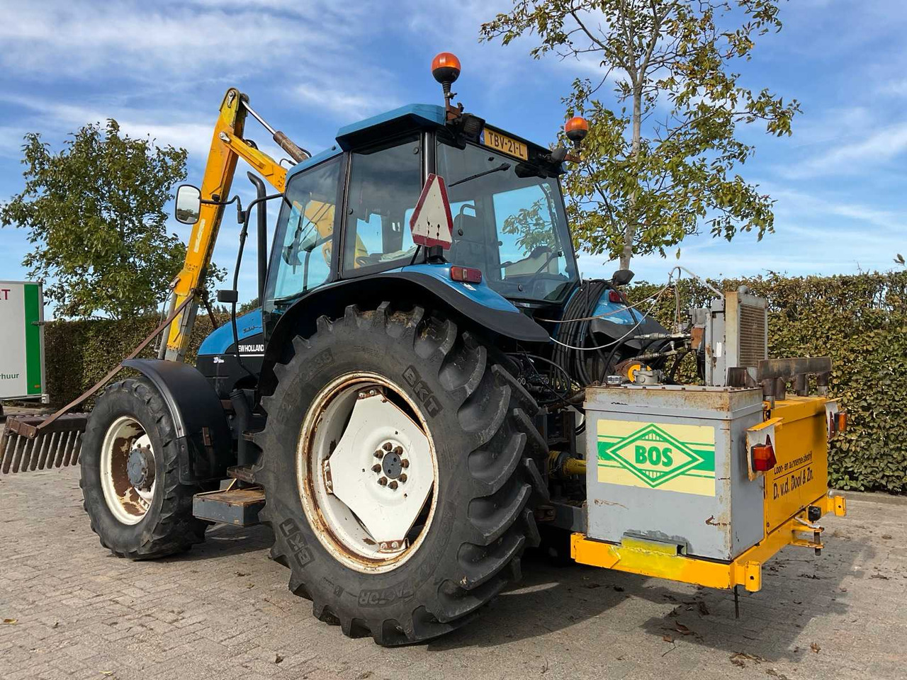 New Holland TS100 - Tractor: foto 3 New Holland TS100 - Tractor: foto 3