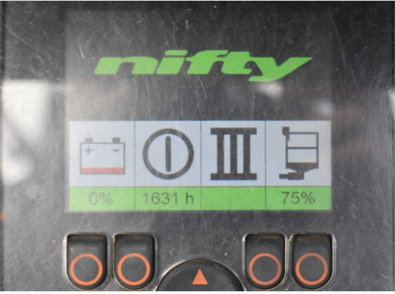 Plataforma elevadora Nifty Lift HR28 Hybrid: foto 12 Plataforma elevadora Nifty Lift HR28 Hybrid: foto 12