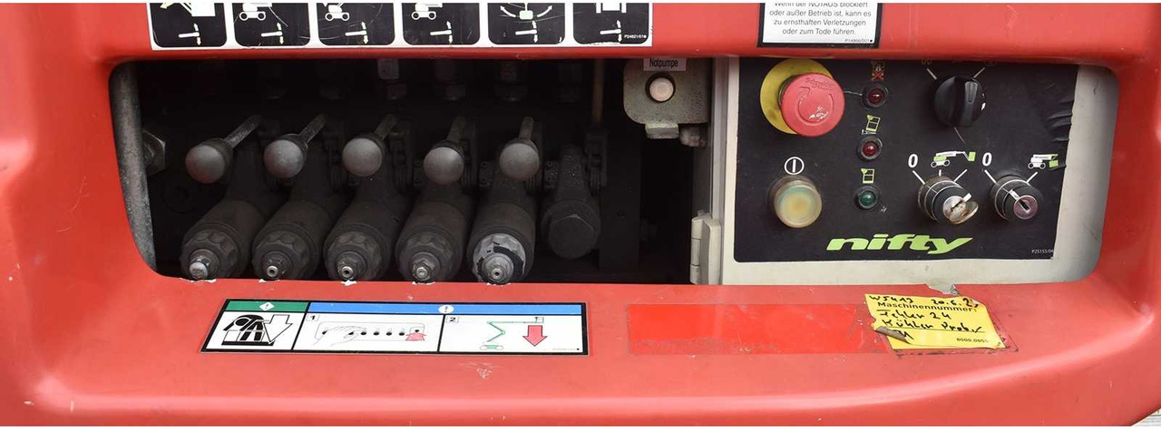 Plataforma elevadora Nifty Lift HR28 Hybrid: foto 10 Plataforma elevadora Nifty Lift HR28 Hybrid: foto 10