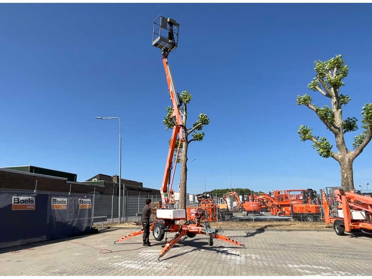 Niftylift Nifty 120 TAC - Plataforma elevadora: foto 1 Niftylift Nifty 120 TAC - Plataforma elevadora: foto 1