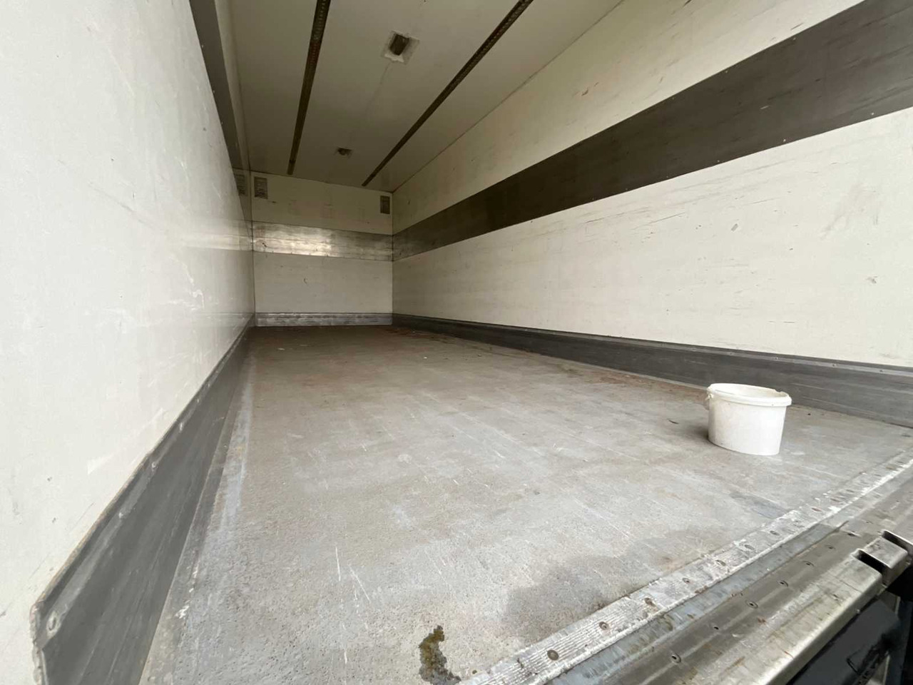 1997 CHEREAU R18 REFRIGERATED TRUCK - Remolque: foto 5 1997 CHEREAU R18 REFRIGERATED TRUCK - Remolque: foto 5