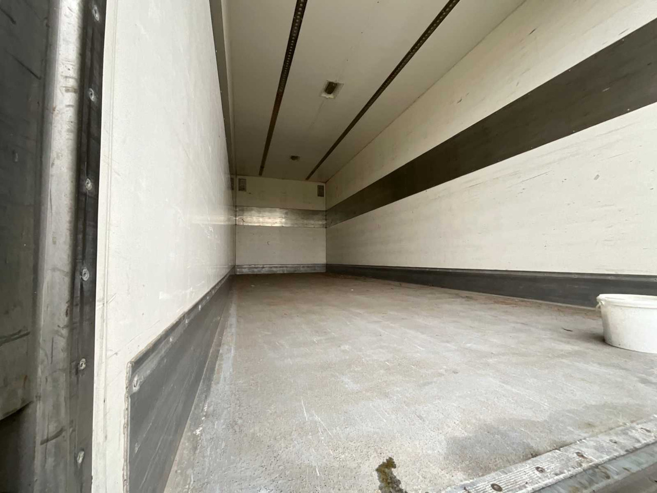 1997 CHEREAU R18 REFRIGERATED TRUCK - Remolque: foto 3 1997 CHEREAU R18 REFRIGERATED TRUCK - Remolque: foto 3