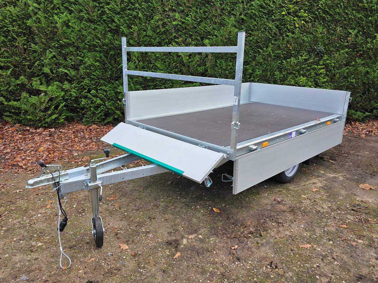 EDUARD - PLATFORM TRAILER - 230 X 145 - TRAILER - NEW - Remolque: foto 2 EDUARD - PLATFORM TRAILER - 230 X 145 - TRAILER - NEW - Remolque: foto 2