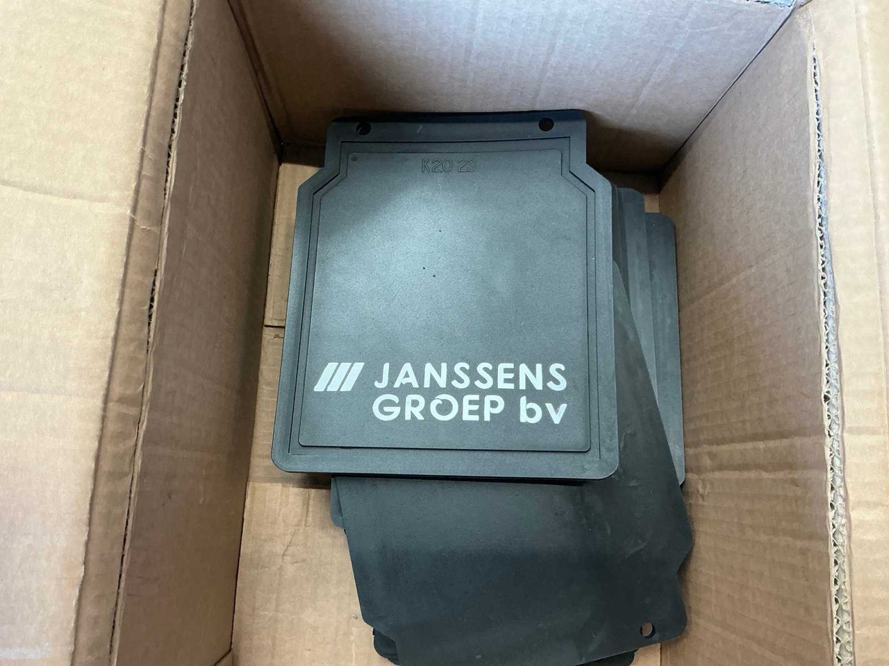 TRAILER PARTS AND ACCESSORIES - Remolque: foto 3 TRAILER PARTS AND ACCESSORIES - Remolque: foto 3