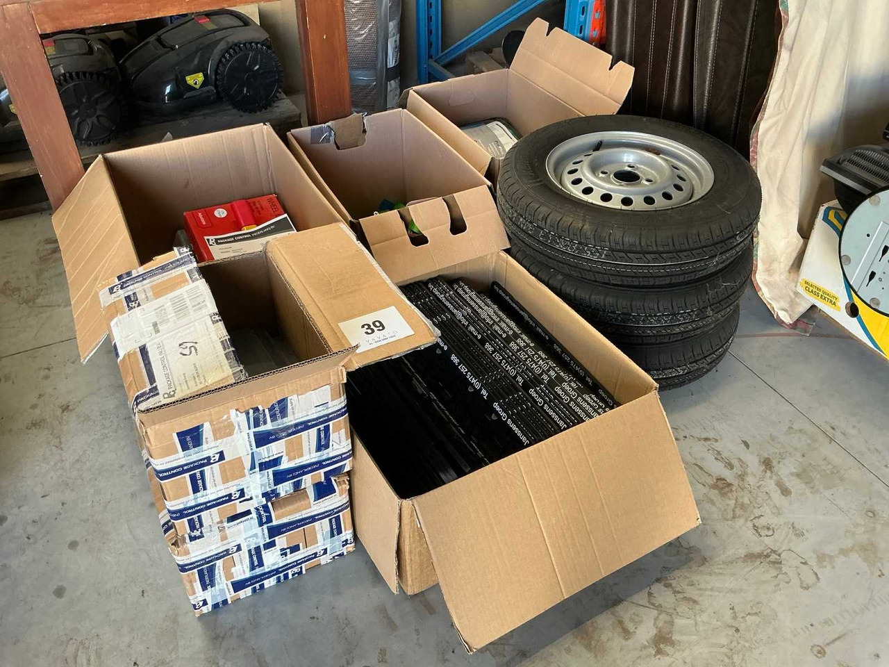 TRAILER PARTS AND ACCESSORIES - Remolque: foto 1 TRAILER PARTS AND ACCESSORIES - Remolque: foto 1