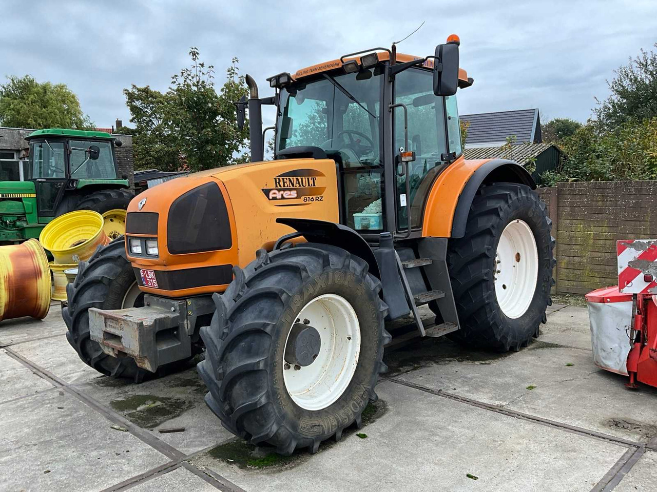Renault Ares 816RZ - Tractor: foto 1 Renault Ares 816RZ - Tractor: foto 1