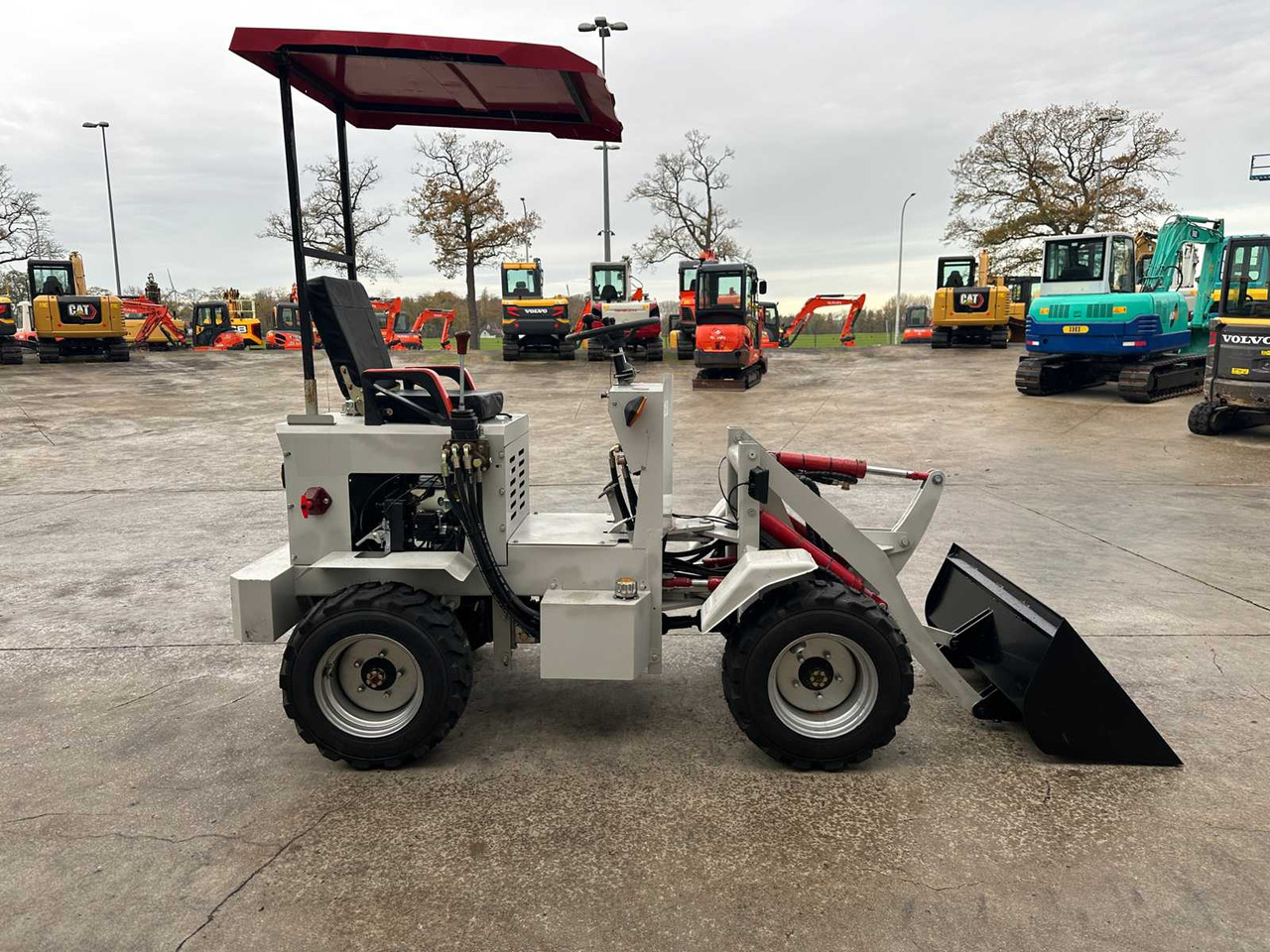 SDLOOL - 2025 - SL45 - MINI WHEEL LOADER - Cargadora de ruedas: foto 4 SDLOOL - 2025 - SL45 - MINI WHEEL LOADER - Cargadora de ruedas: foto 4