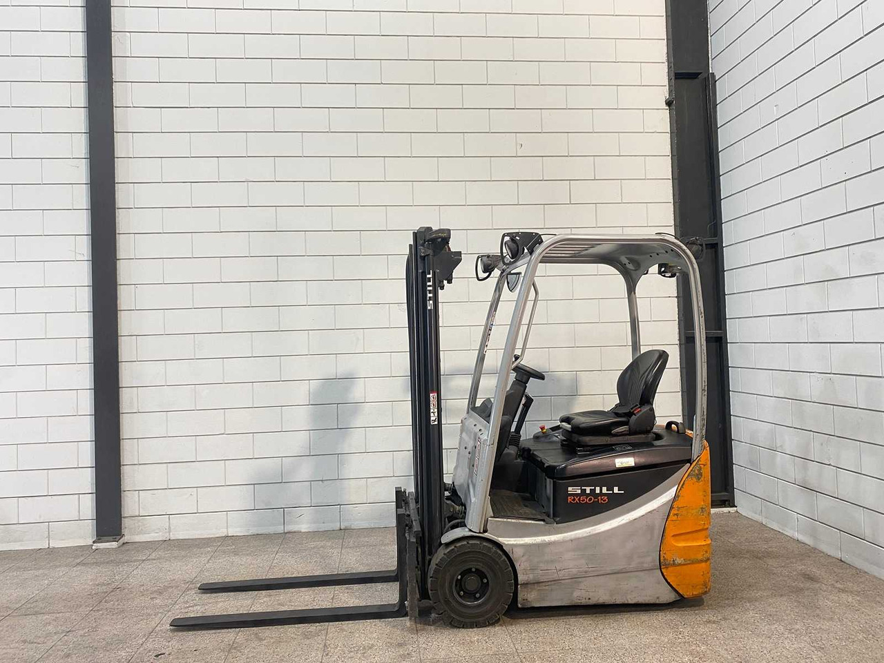 STILL - 2018 - RX50-13 - FORKLIFT TRUCK - Carretilla elevadora: foto 1 STILL - 2018 - RX50-13 - FORKLIFT TRUCK - Carretilla elevadora: foto 1