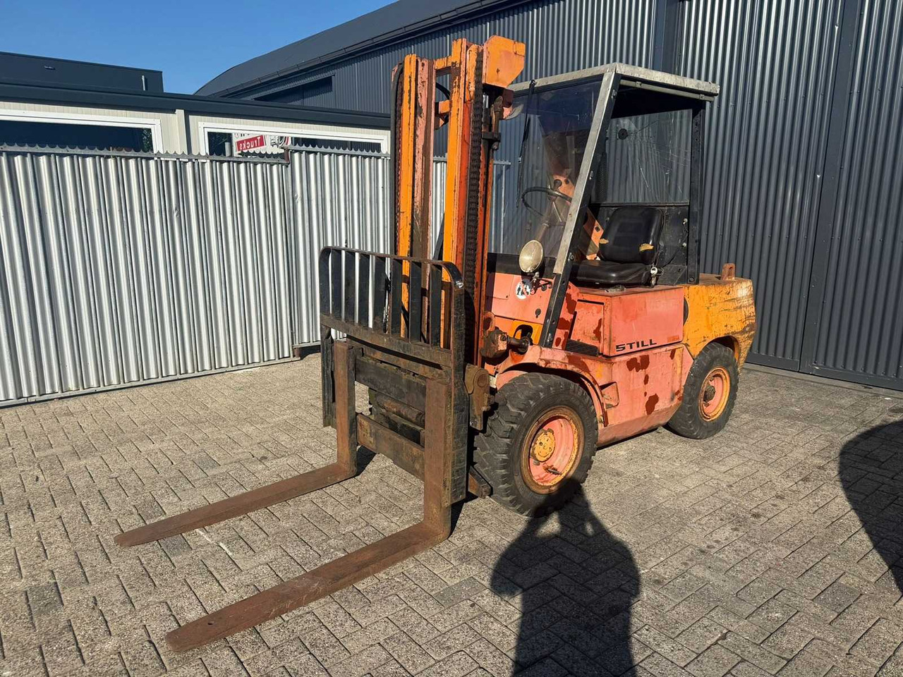 STILL - R43 - FORKLIFT TRUCK - Carretilla elevadora: foto 1 STILL - R43 - FORKLIFT TRUCK - Carretilla elevadora: foto 1