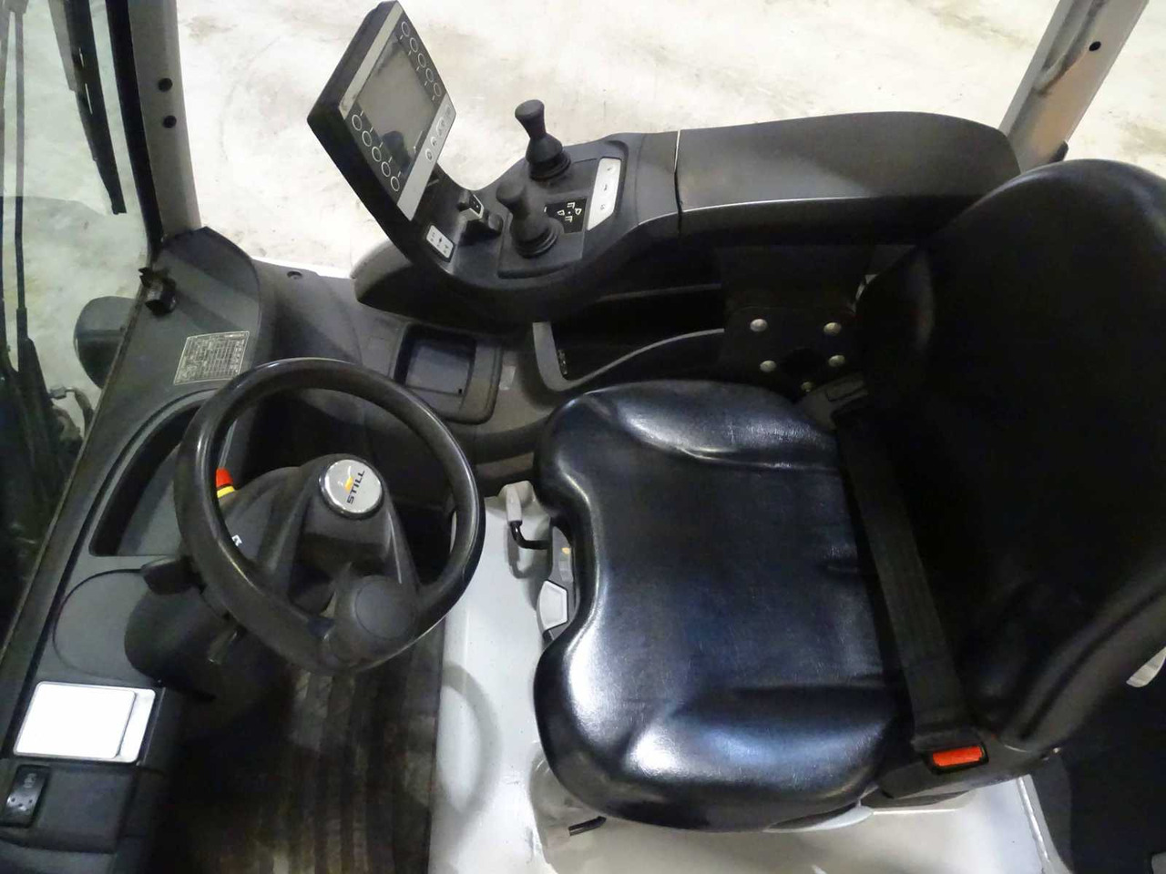 STILL RX20-20L 2018 FORKLIFT - Carretilla elevadora: foto 4 STILL RX20-20L 2018 FORKLIFT - Carretilla elevadora: foto 4