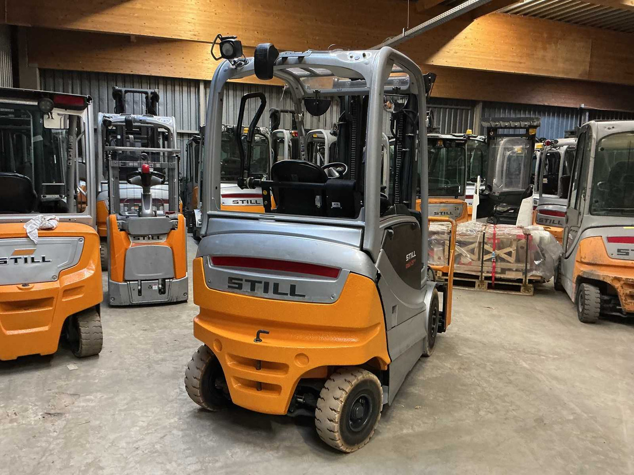 STILL - RX60-25/600 - FORKLIFT TRUCKS - 2016 - Carretilla elevadora: foto 4 STILL - RX60-25/600 - FORKLIFT TRUCKS - 2016 - Carretilla elevadora: foto 4