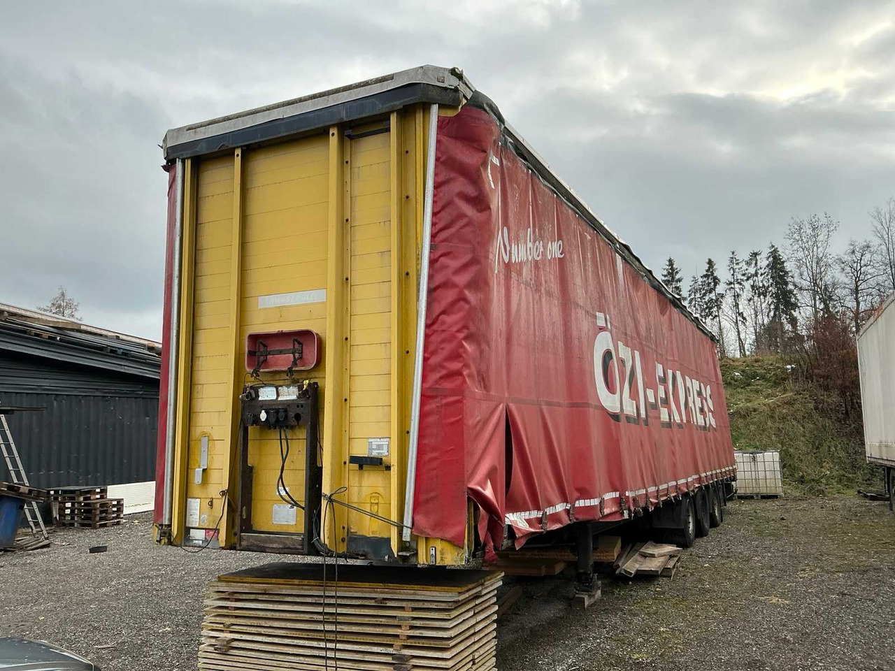 2005 SCHWARZMÜLLER SPA 3/E-19,5 SEMI-TRAILER - Semirremolque: foto 1 2005 SCHWARZMÜLLER SPA 3/E-19,5 SEMI-TRAILER - Semirremolque: foto 1