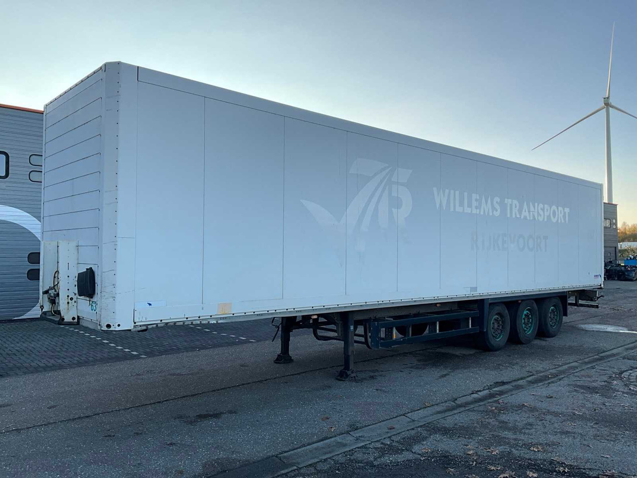 2007 SCHMITZ CLOSED SEMI-TRAILER OJ-48-ZY - Semirremolque: foto 1 2007 SCHMITZ CLOSED SEMI-TRAILER OJ-48-ZY - Semirremolque: foto 1