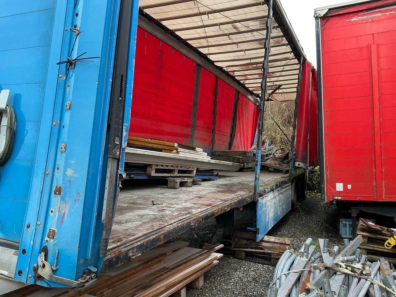 2012 SCHWARZMÜLLER S1 SEMI-TRAILER - Semirremolque: foto 3 2012 SCHWARZMÜLLER S1 SEMI-TRAILER - Semirremolque: foto 3