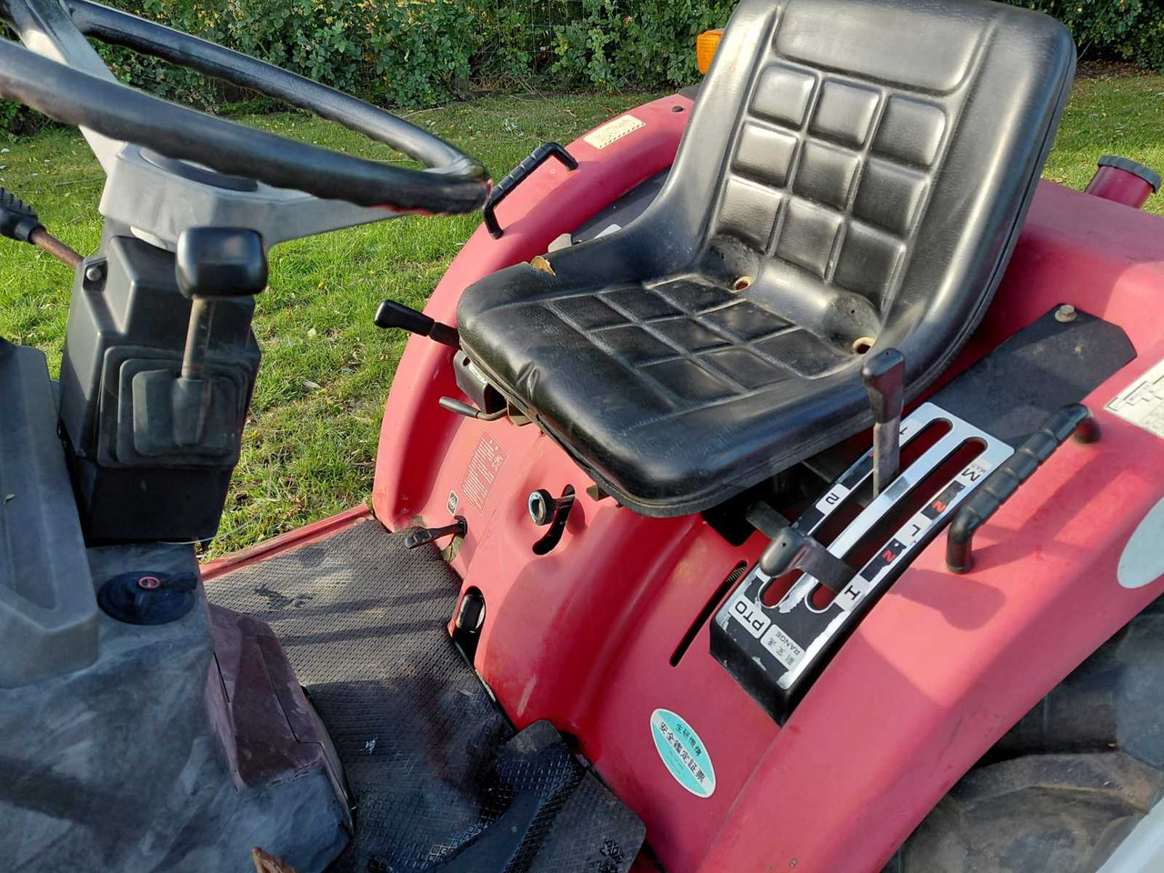 Shibaura P185F - Mini tractor: foto 5 Shibaura P185F - Mini tractor: foto 5