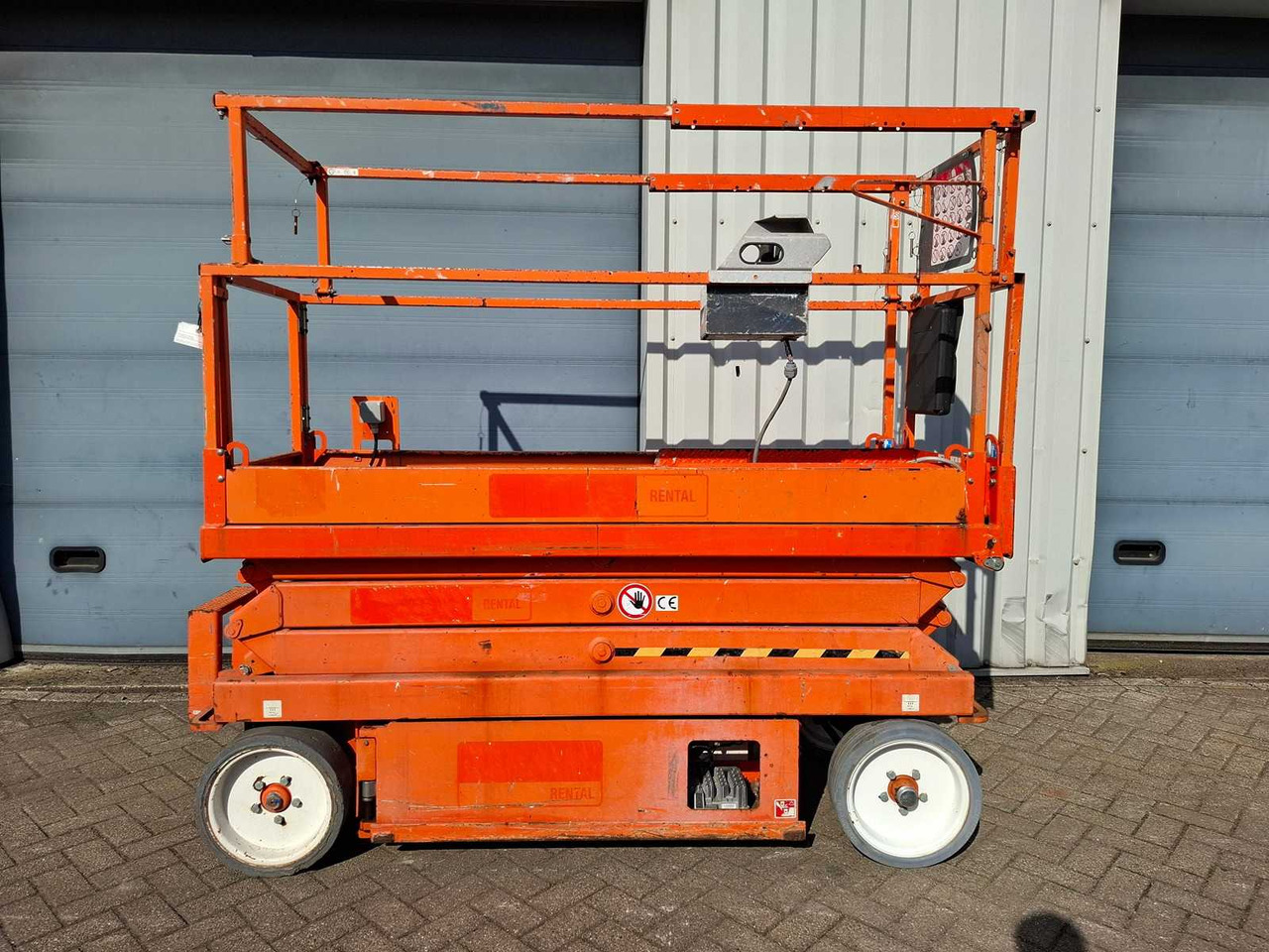 Skyjack SJ 3220 - Plataforma elevadora: foto 5 Skyjack SJ 3220 - Plataforma elevadora: foto 5