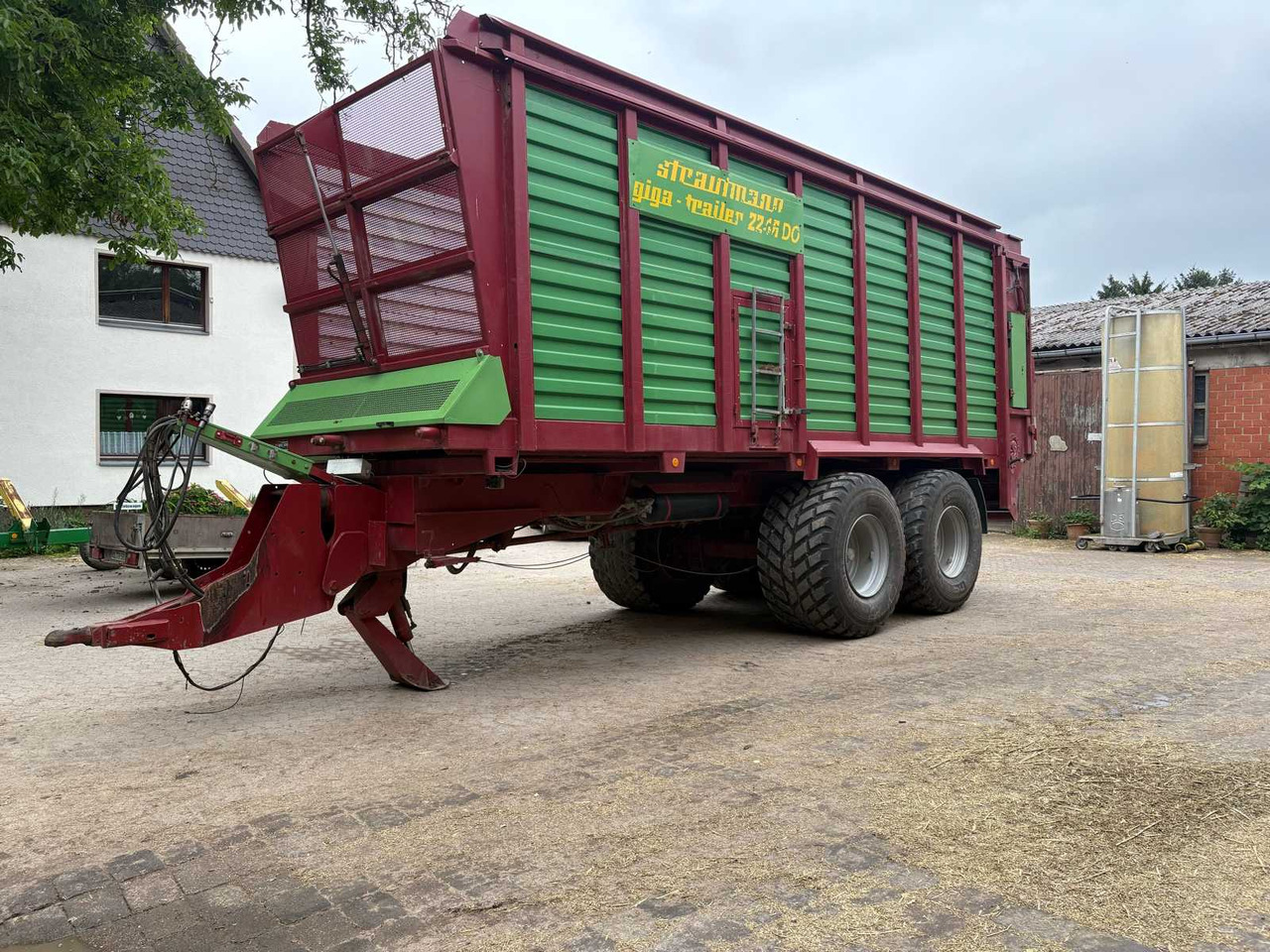 Strautmann Giga - Trailer 2246 DO - Remolque agrícola: foto 3 Strautmann Giga - Trailer 2246 DO - Remolque agrícola: foto 3