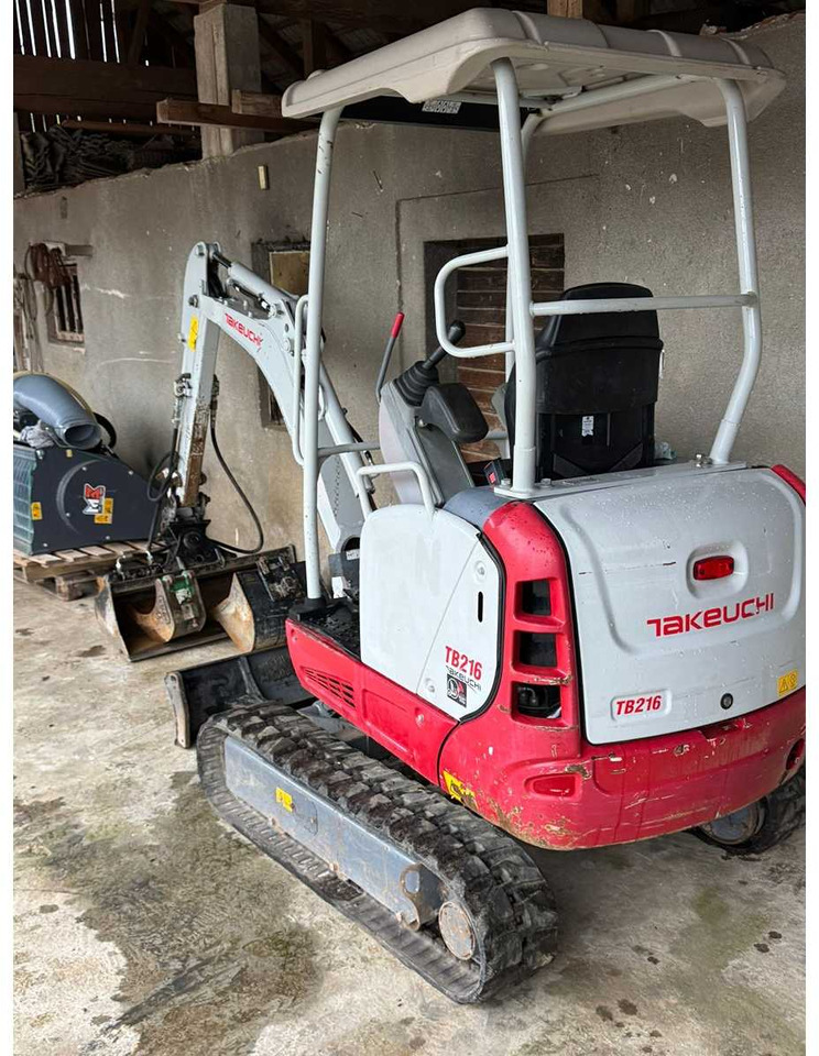 Takeuchi TB216 - Miniexcavadora: foto 2 Takeuchi TB216 - Miniexcavadora: foto 2