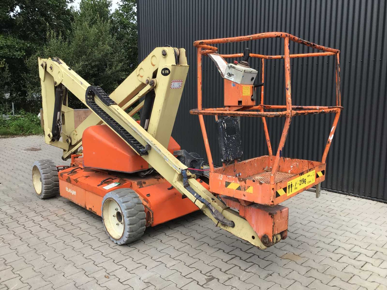 "Upright" AB38N - Plataforma elevadora: foto 5 "Upright" AB38N - Plataforma elevadora: foto 5