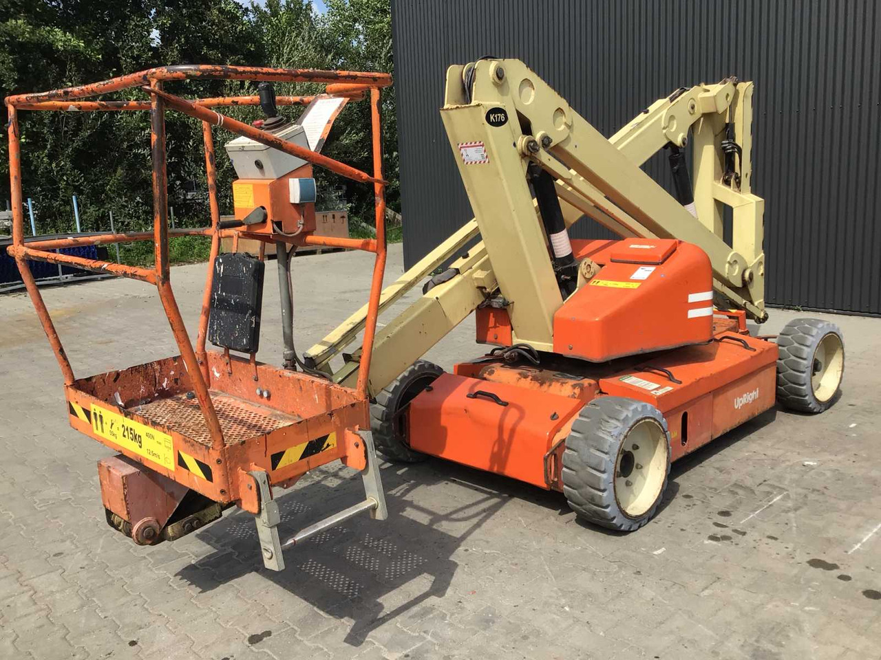 "Upright" AB38N - Plataforma elevadora: foto 1 "Upright" AB38N - Plataforma elevadora: foto 1