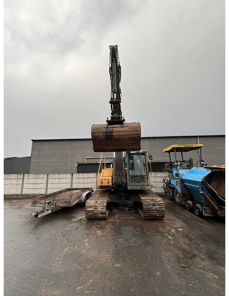 VOLVO - 2007 - EC180CL - CRAWLER EXCAVATOR - Excavadora: foto 5 VOLVO - 2007 - EC180CL - CRAWLER EXCAVATOR - Excavadora: foto 5