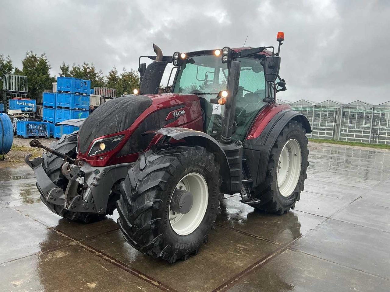 Valtra T214 - Tractor: foto 2 Valtra T214 - Tractor: foto 2