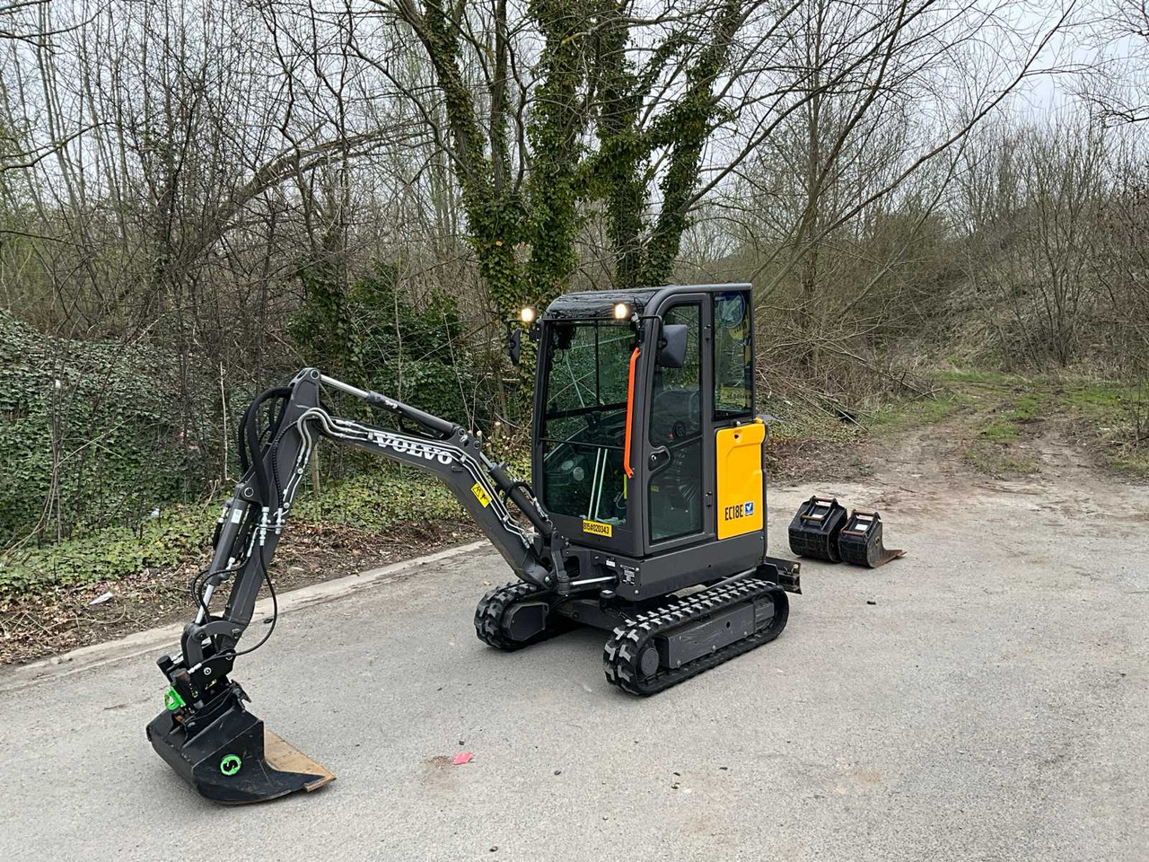 Volvo EC18E - Miniexcavadora: foto 1 Volvo EC18E - Miniexcavadora: foto 1