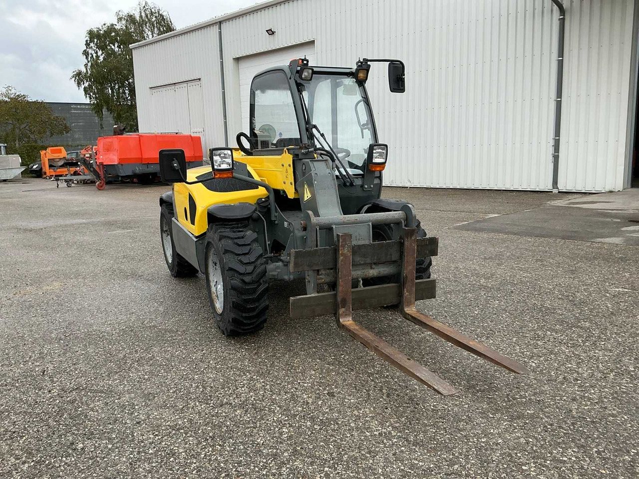 Weidemann Kramer 4512CC - Minicargadora: foto 2 Weidemann Kramer 4512CC - Minicargadora: foto 2