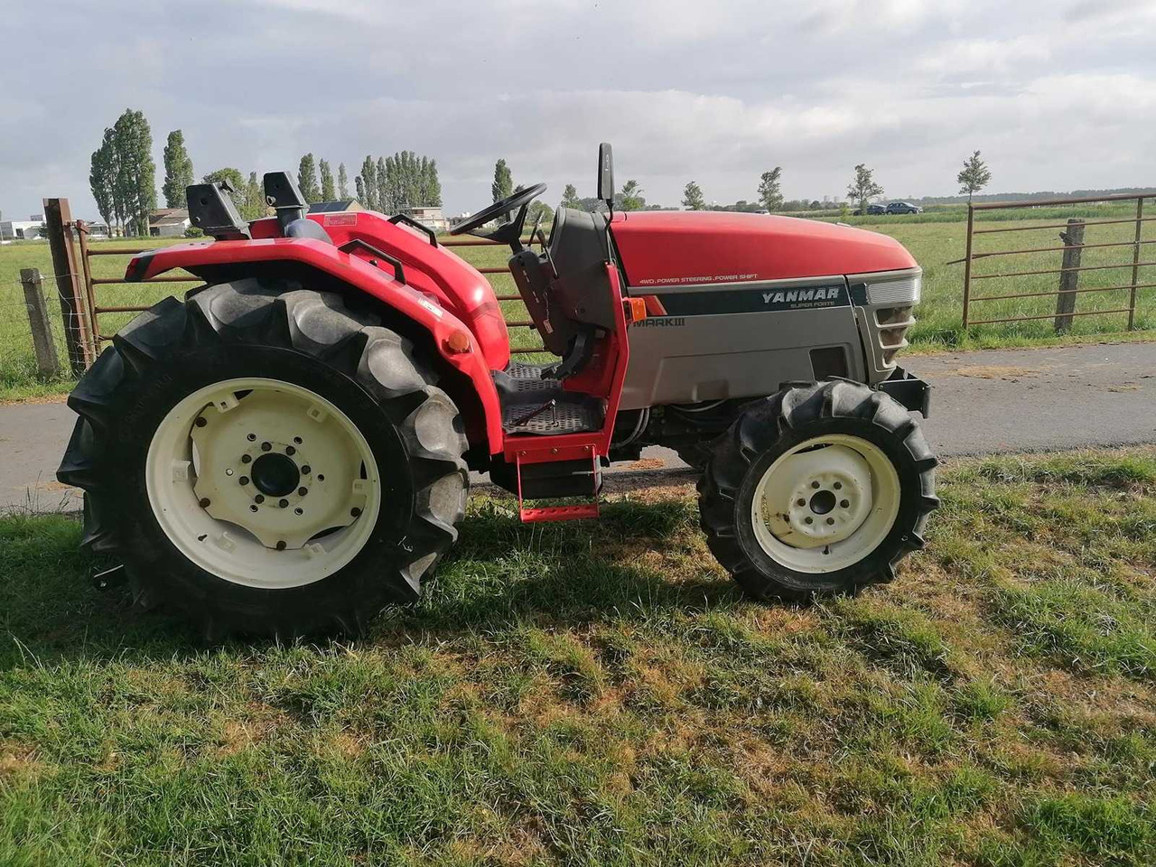 Yanmar AF-33 - Mini tractor: foto 3 Yanmar AF-33 - Mini tractor: foto 3