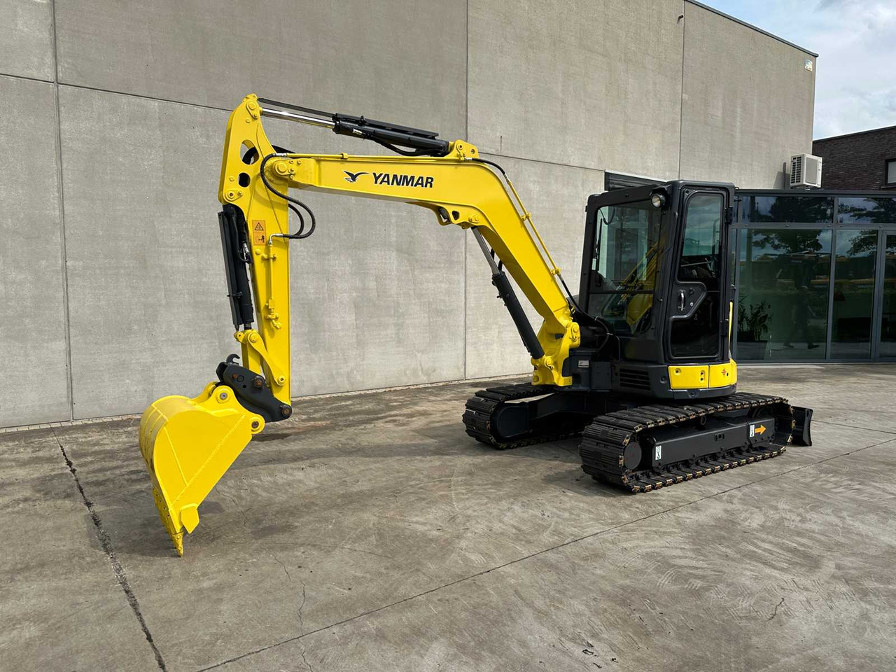 Yanmar VIO55-6B - Excavadora de cadenas: foto 1 Yanmar VIO55-6B - Excavadora de cadenas: foto 1