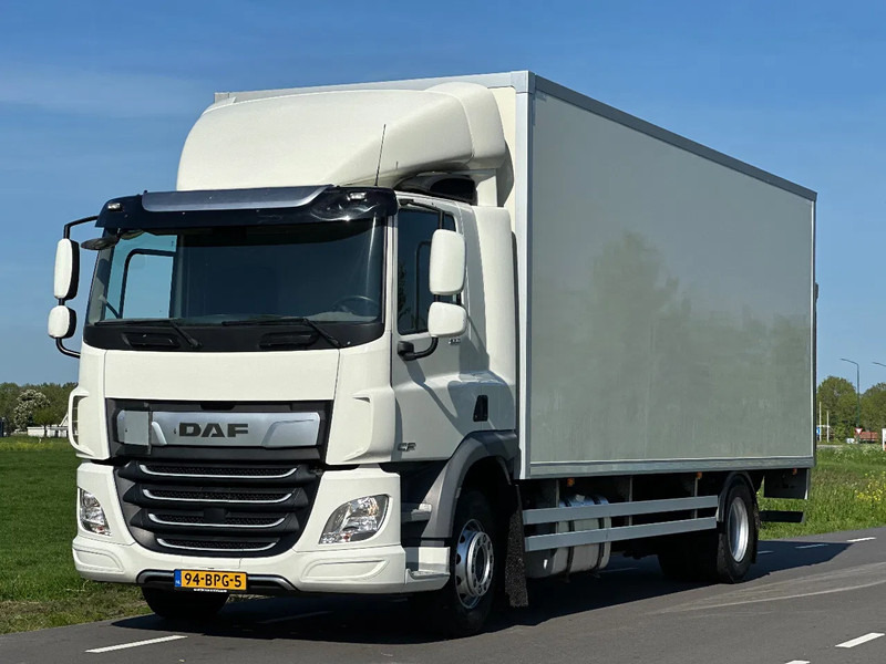 Camión caja cerrada DAF CF 260 CF260.19: foto 12