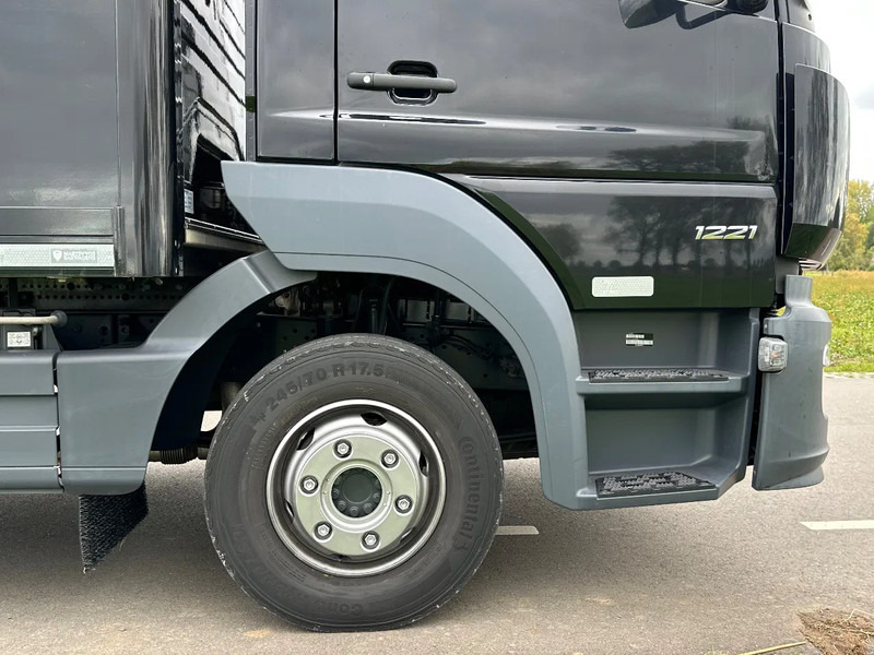 Camión caja cerrada Mercedes-Benz ATEGO 1221L ATEGO ATEGO1221L. EURO6. 2021 600x248x235: foto 14 Camión caja cerrada Mercedes-Benz ATEGO 1221L ATEGO ATEGO1221L. EURO6. 2021 600x248x235: foto 14