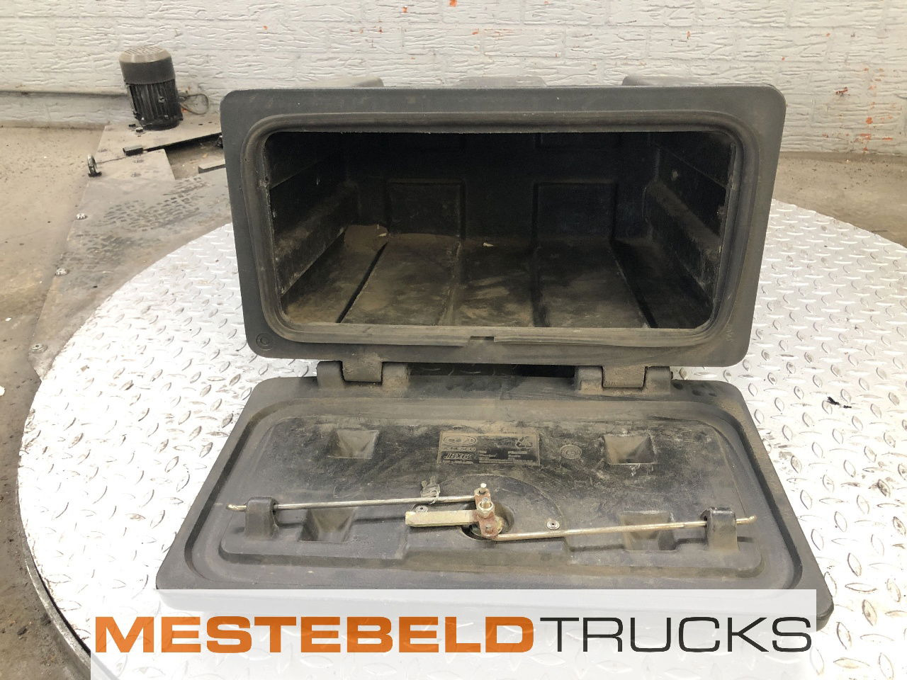 DAF Gereedschapskist CF - Bastidor/ Chasis para Camión: foto 2 DAF Gereedschapskist CF - Bastidor/ Chasis para Camión: foto 2