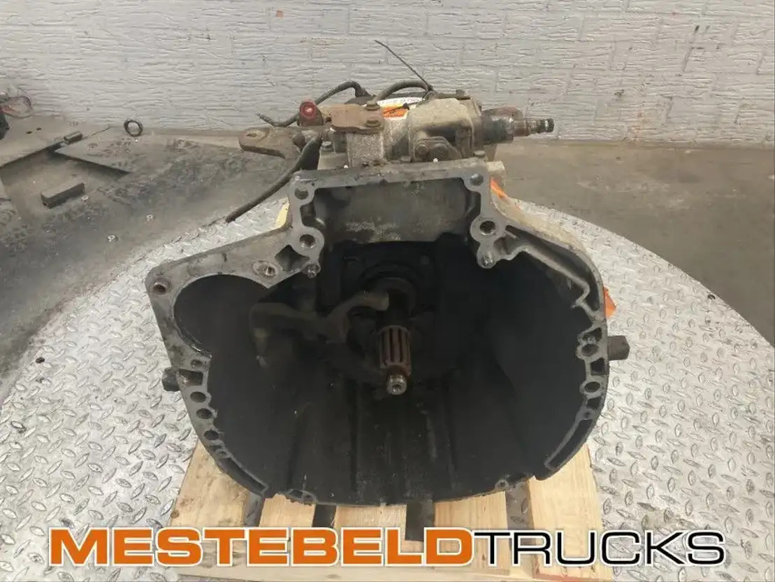 Iveco Versnellingsbak 2845.6 - Caja de cambios y piezas para Camión: foto 1 Iveco Versnellingsbak 2845.6 - Caja de cambios y piezas para Camión: foto 1