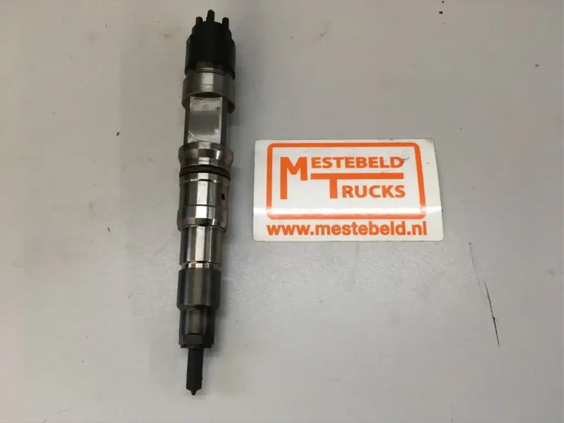 MAN Injector  - Inyector para Camión: foto 1 MAN Injector  - Inyector para Camión: foto 1