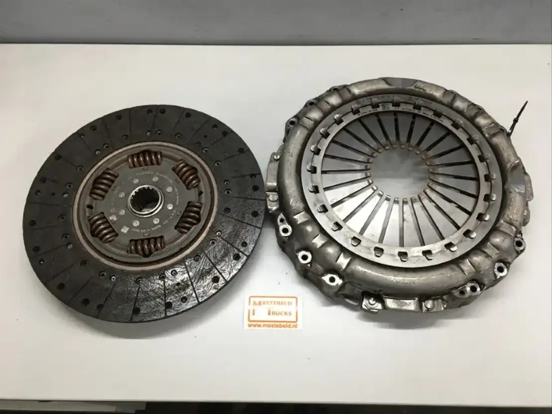 Mercedes-Benz Koppelingsset Arocs - Embrague y piezas para Camión: foto 1 Mercedes-Benz Koppelingsset Arocs - Embrague y piezas para Camión: foto 1