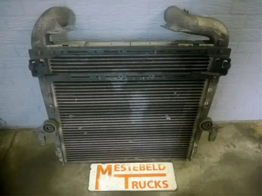 Scania Intercooler R-serie - Sistema de refrigeración para Camión: foto 1 Scania Intercooler R-serie - Sistema de refrigeración para Camión: foto 1