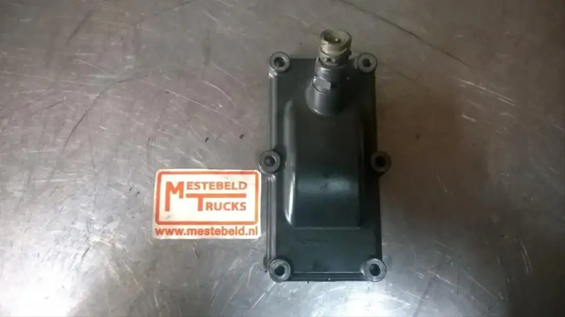 Scania P TO deksel R560  - Caja de cambios y piezas para Camión: foto 1 Scania P TO deksel R560  - Caja de cambios y piezas para Camión: foto 1