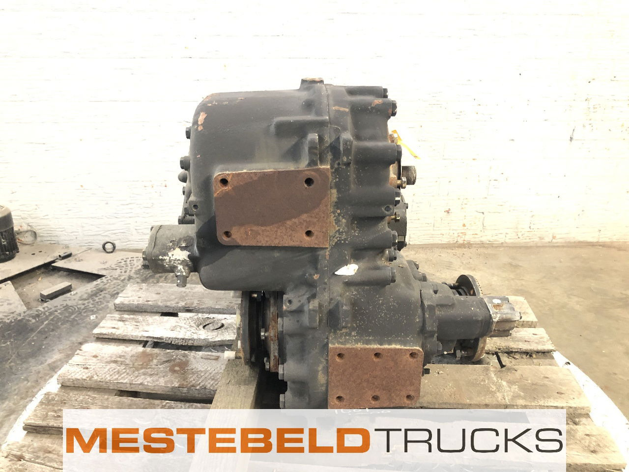 Terberg Tussenbak VG 2000 Compact - Caja de cambios y piezas para Camión: foto 1 Terberg Tussenbak VG 2000 Compact - Caja de cambios y piezas para Camión: foto 1