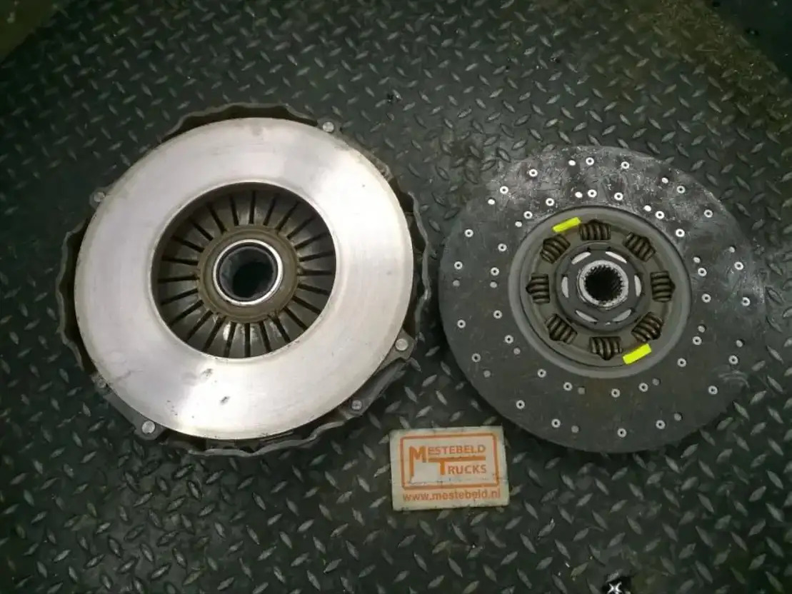 Volvo Koppelingsset - Embrague y piezas para Camión: foto 2 Volvo Koppelingsset - Embrague y piezas para Camión: foto 2