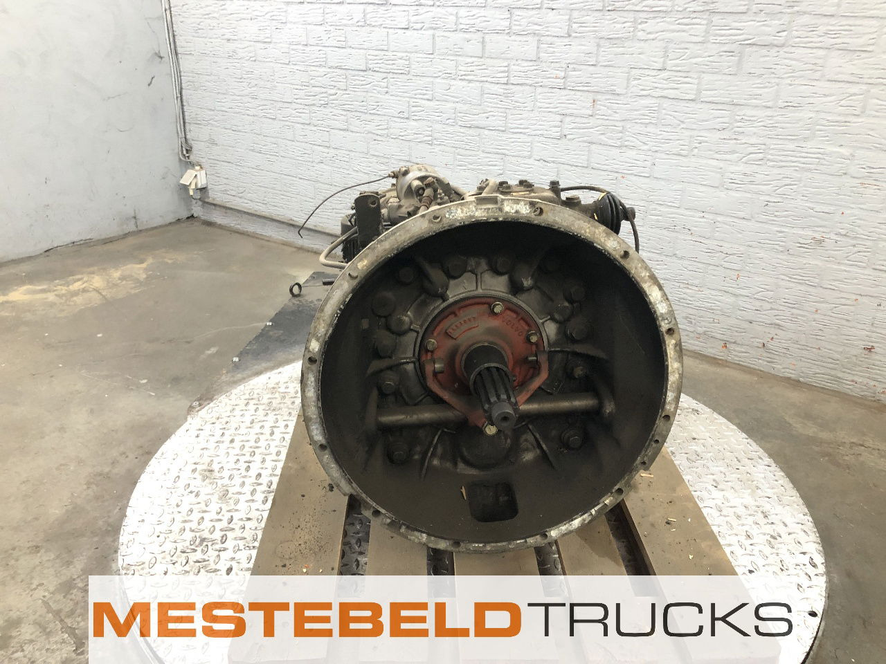 Volvo Versnellingsbak R1000 FL7 - Caja de cambios y piezas para Camión: foto 2 Volvo Versnellingsbak R1000 FL7 - Caja de cambios y piezas para Camión: foto 2