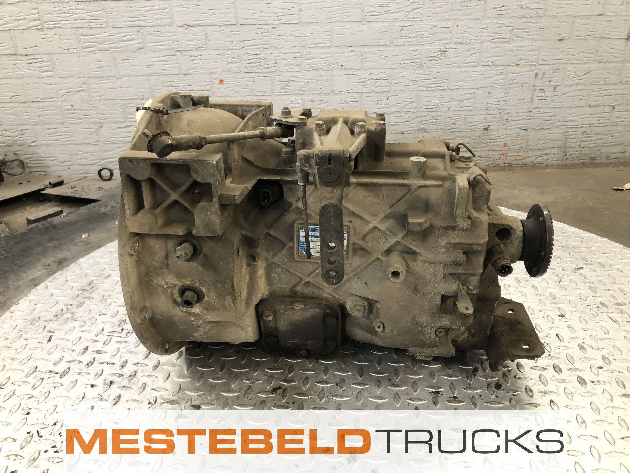 Volvo Versnellingsbak S5-42 FLC  - Caja de cambios y piezas para Camión: foto 1 Volvo Versnellingsbak S5-42 FLC  - Caja de cambios y piezas para Camión: foto 1