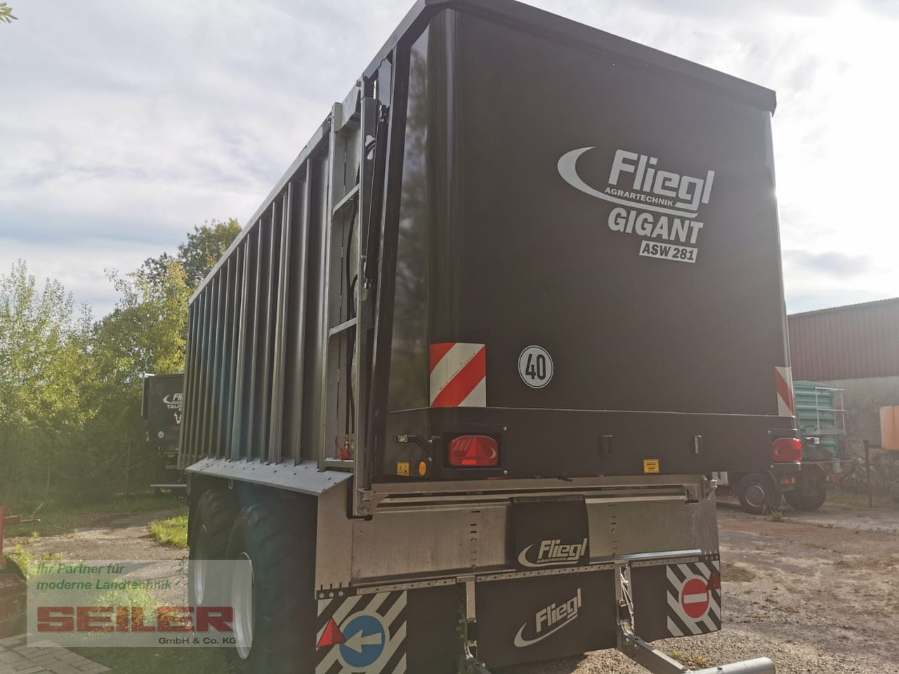 Fliegl ASW 281 GIGANT FOX 45m³ - Remolque autocargador: foto 4 Fliegl ASW 281 GIGANT FOX 45m³ - Remolque autocargador: foto 4