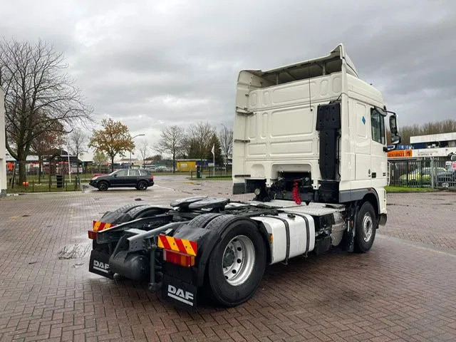 DAF XF 105.410 Euro 5 Automatic Retarder - Cabeza tractora: foto 4 DAF XF 105.410 Euro 5 Automatic Retarder - Cabeza tractora: foto 4