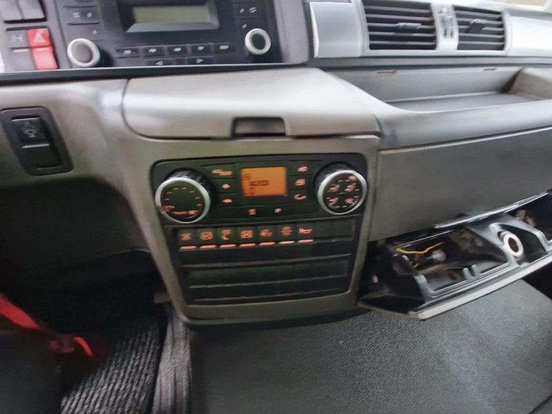 Cabeza tractora MAN TGS 18.480 Euro 5 Retarder 2-Tanks: foto 16 Cabeza tractora MAN TGS 18.480 Euro 5 Retarder 2-Tanks: foto 16