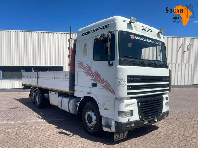 DAF XF 95 8 Tires (6x2) euro 2 - Camión caja abierta: foto 1 DAF XF 95 8 Tires (6x2) euro 2 - Camión caja abierta: foto 1