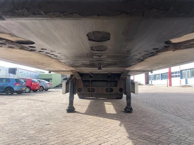 Krone Thermo King SLX-e NL-Trailer - Semirremolque frigorífico: foto 4 Krone Thermo King SLX-e NL-Trailer - Semirremolque frigorífico: foto 4