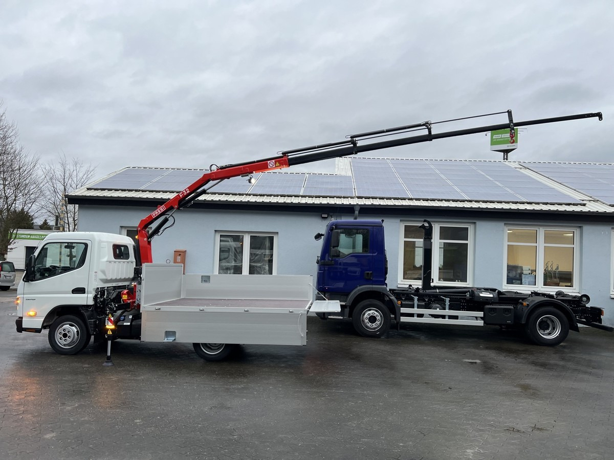 FUSO 3S15 Alu Pritsche 2.80m Ladekran Funk! - Furgoneta caja abierta: foto 3 FUSO 3S15 Alu Pritsche 2.80m Ladekran Funk! - Furgoneta caja abierta: foto 3