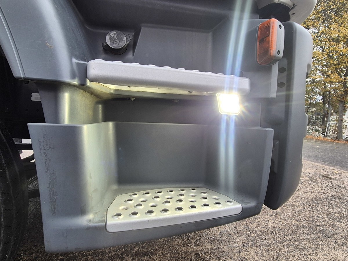 MAN TGM 15.290 BL Aut. Abrollkipper AHK - Camión multibasculante: foto 5 MAN TGM 15.290 BL Aut. Abrollkipper AHK - Camión multibasculante: foto 5